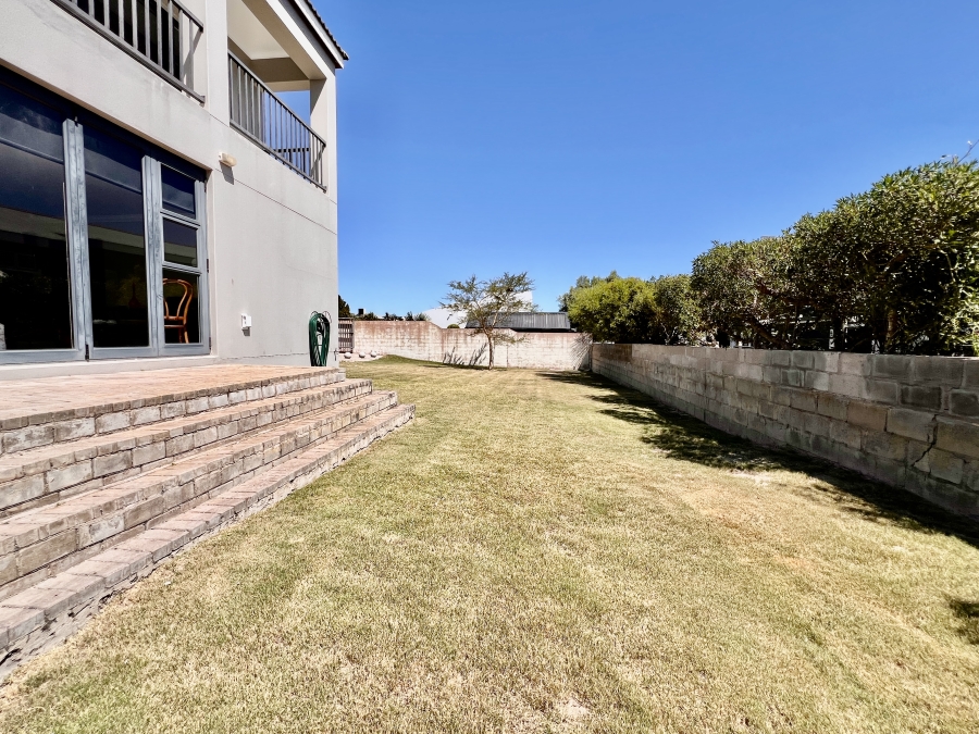 3 Bedroom Property for Sale in Myburgh Park Western Cape